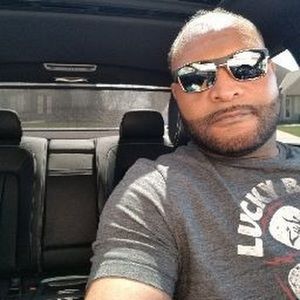 Meet your Posher, Lonnie